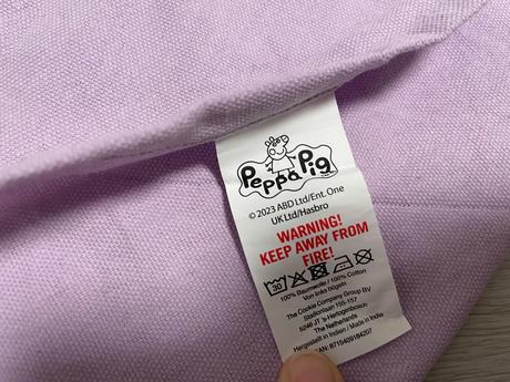 Dievčenská zásterka. vek.128/140, 