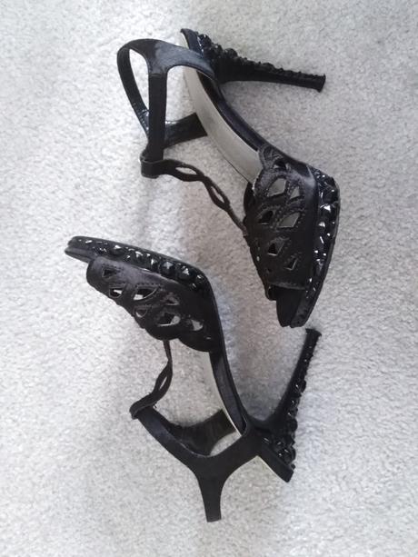 Sandalky na ozdobnej platforme, 39