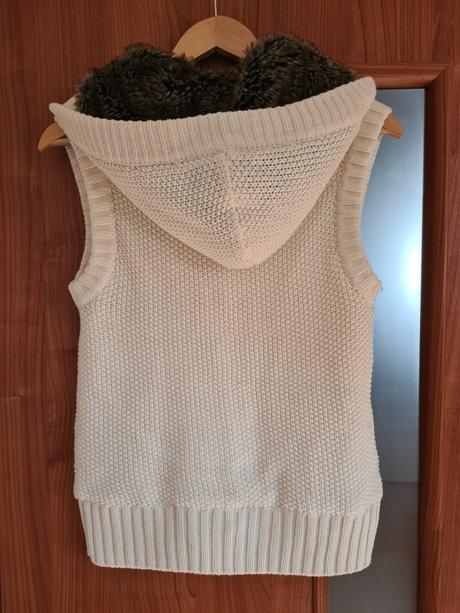 Štrikovaná vesta, pimkie,s