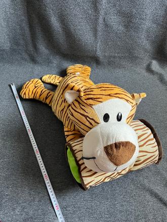 Plyšový ležiaci tiger, 