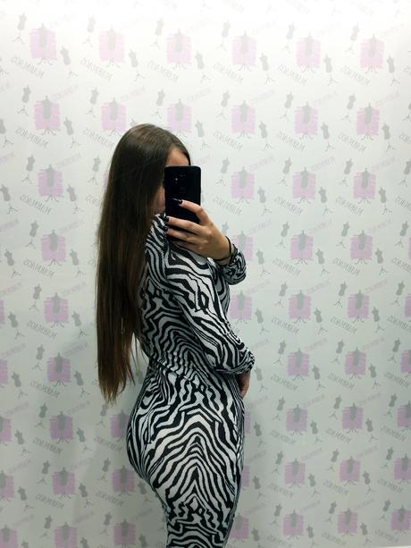 Zebrované šaty m, m