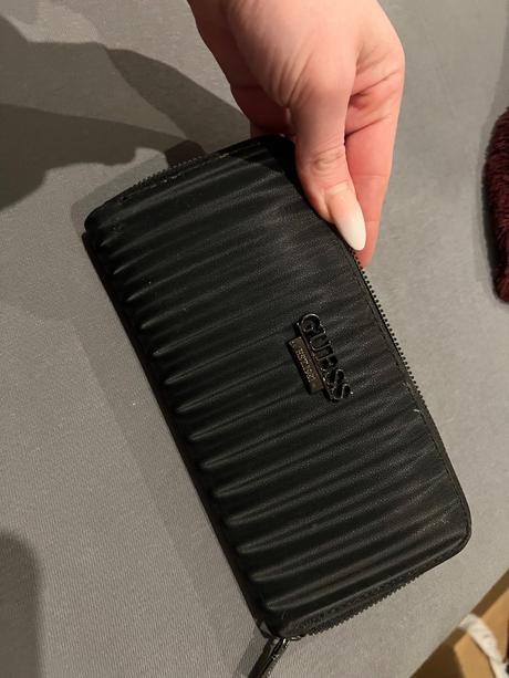 Peňaženka guess, guess