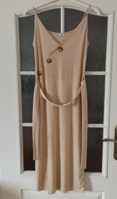 Béžové šaty cropp, l