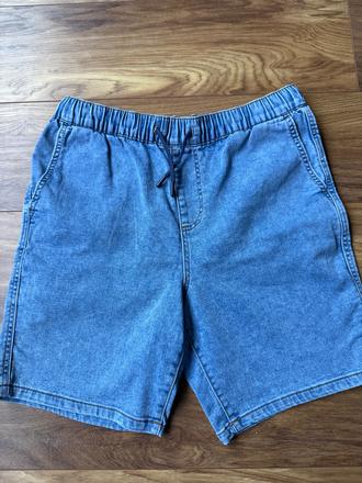 Riflove sortky vel m, primark,m