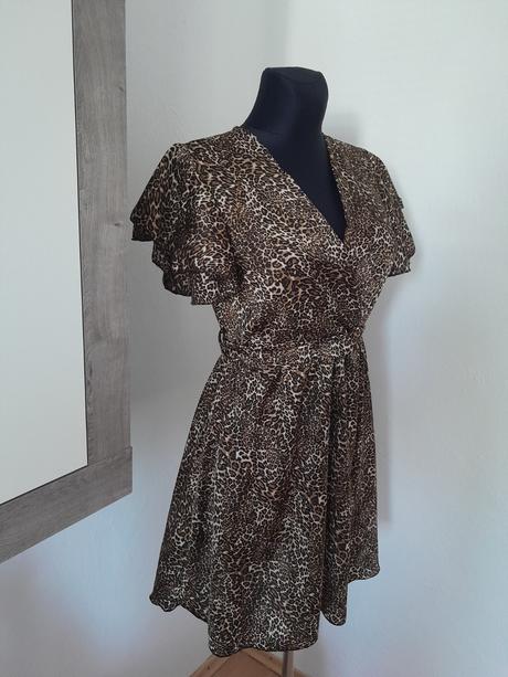 Moderné šaty veľkosť s/m, s