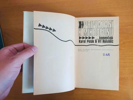 Priviazaní k mikrofónu...(1972), 