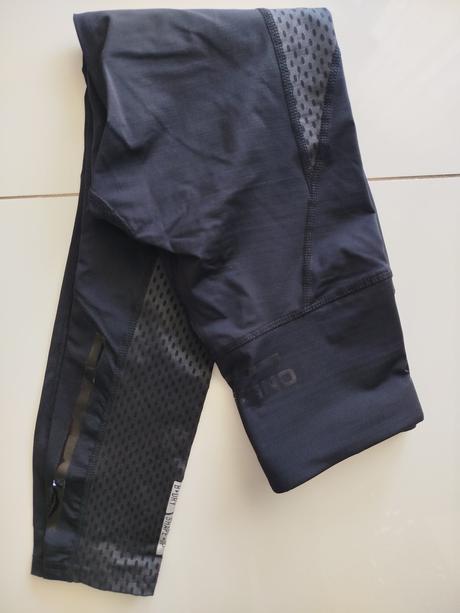 Športové legíny, 140