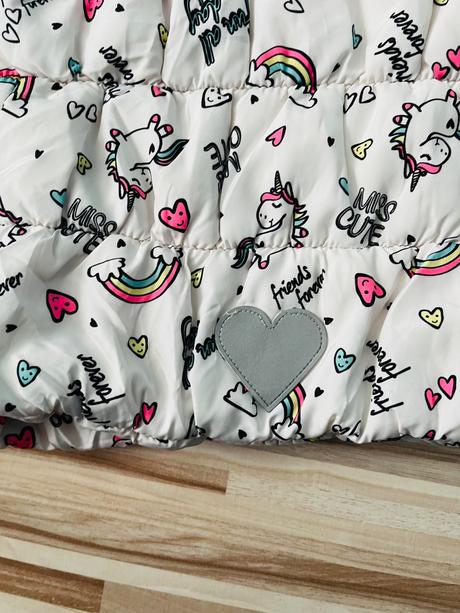 Veľ. 104 nádherná vestička s jednorožcami, dopodopo,104