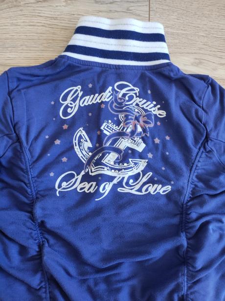 2 ks mikiniek spolu za 4 eur, guess,116