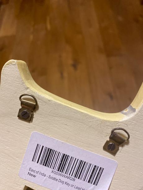 East of india - drevený vešiačik, vešiak psík,