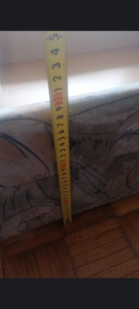 Šuflik pod posteľ, 