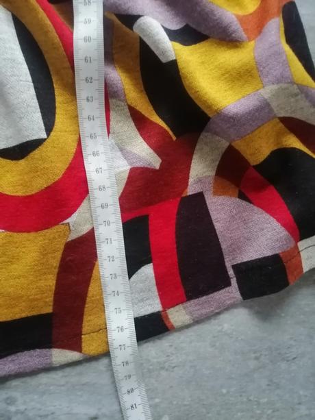 Šaty so vzorom vo farbách jesene vs, s