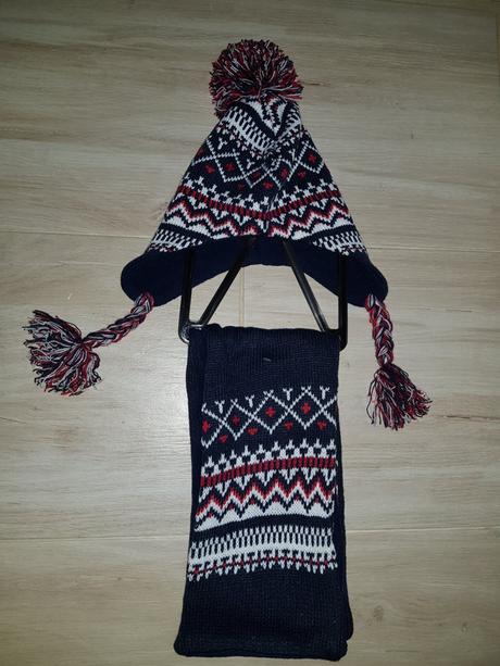 Sal +ciapka, primark,86