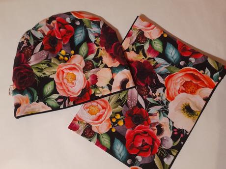 Čiapka a nákrčník, 52