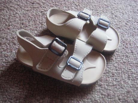 Sandálkové capačky, cherokee,19