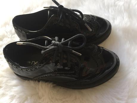 Krasne lesklé topánočky, next,28