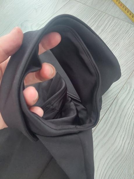 Asos design dámske čierne príležitostné šaty 38/40, 38