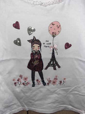 Tričko s dievčaťom v paríži, 128