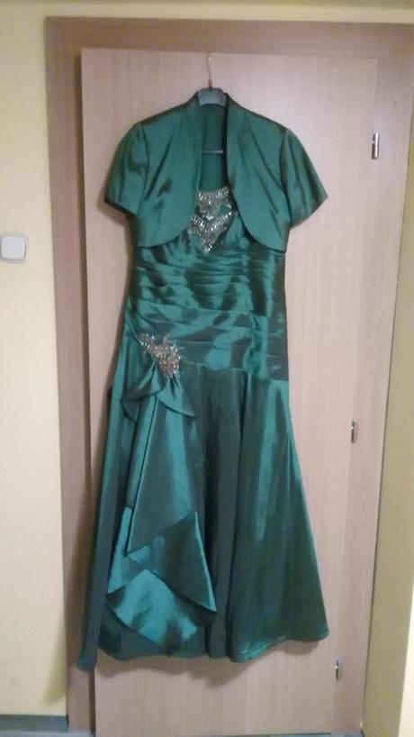 Spoločenské šaty, 42