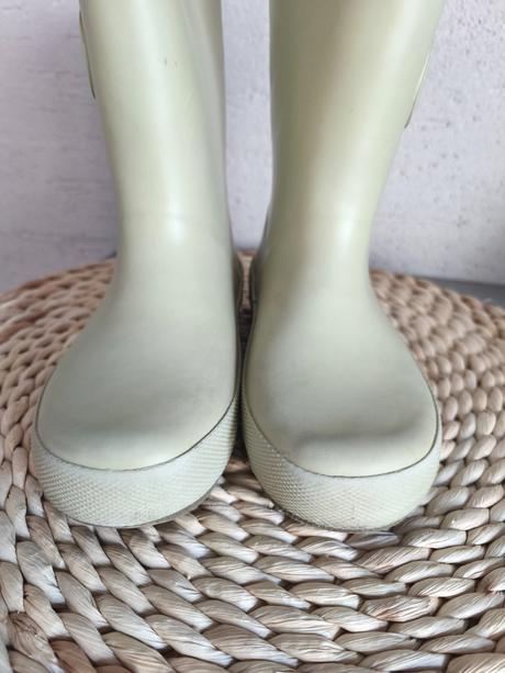 Gumáky reserved 27, reserved,27