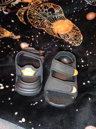 Sandálky adidas - 19, adidas,19