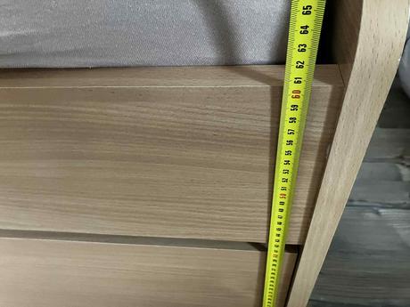 Jednoložková posteľ,