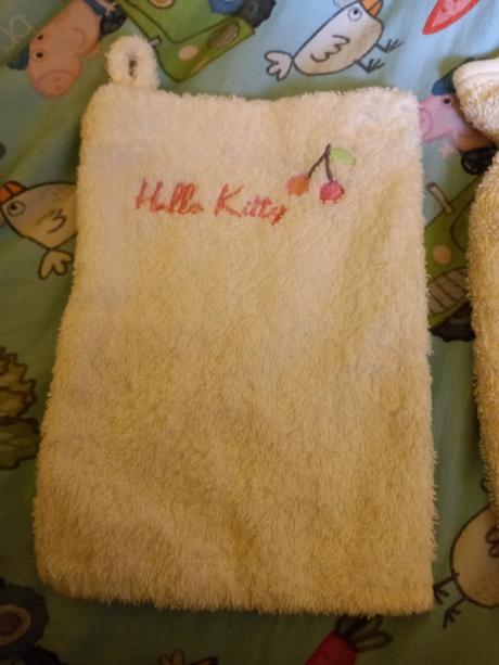 Rukavička na umývanie - hellou kitty, 