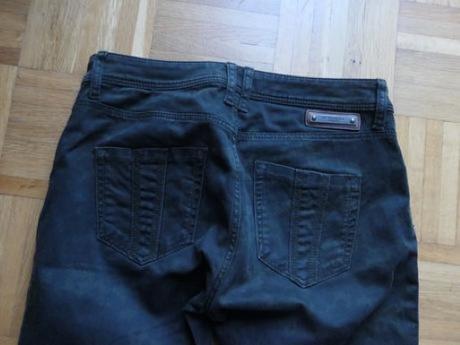 Burberry brit original peckove skinny vel. 30, burberry,m