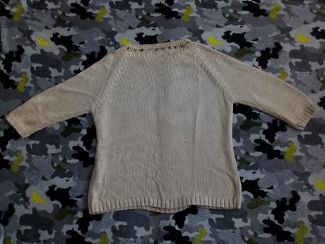 Pletený pulóver, 42