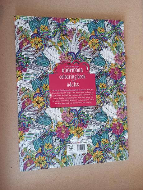 Enormous colouring book for adults, 
