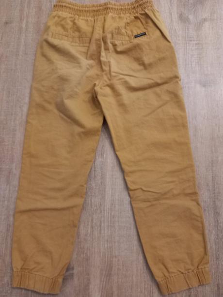 Nohavice, reserved,134