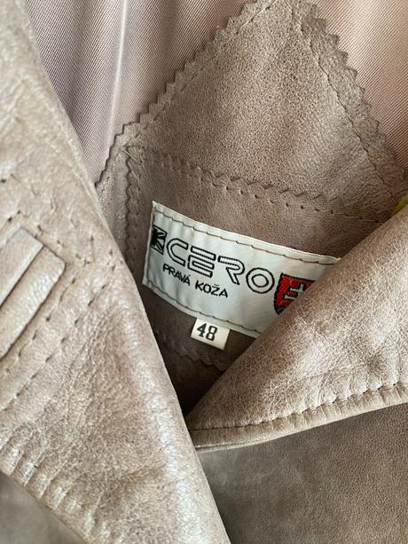 Kožený plášť kcero, 48