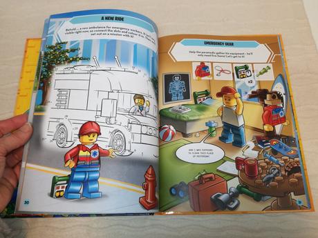 Lego annual 2020 s modelom panacika nsp21, 