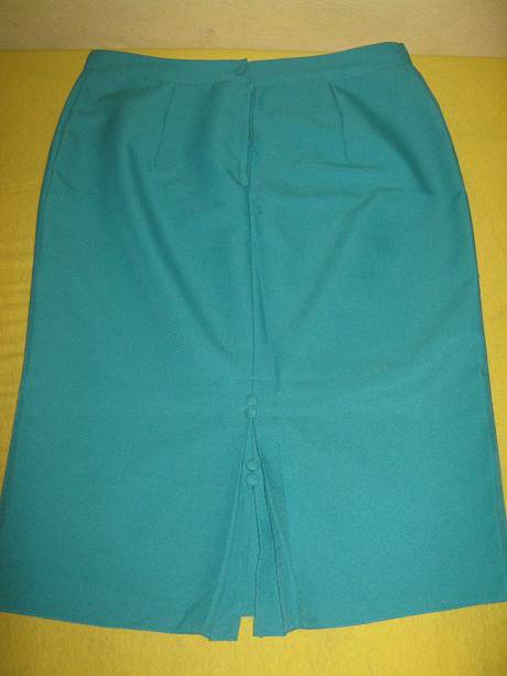 2  sukňa - málo nosená, 42