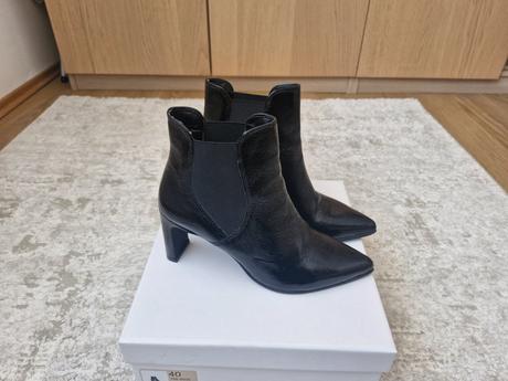 Lakovane cizmy bata 40, baťa,40