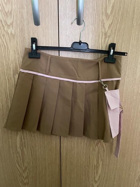 Skladana mini sukna, s