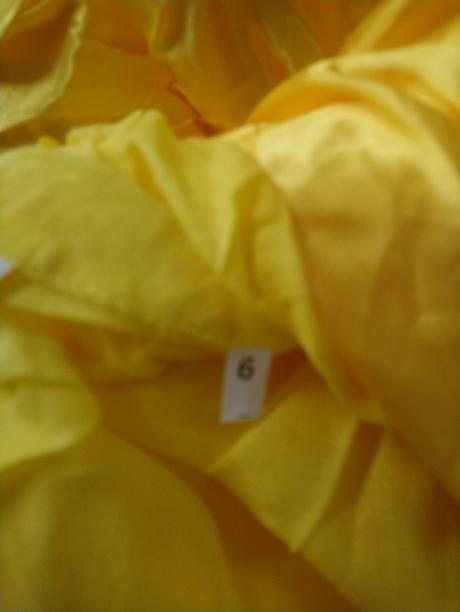 Kostým princezná bella, 4-6r, 104-122 cm,