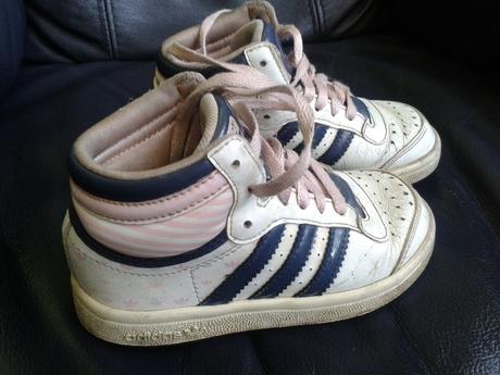 Kožené tenisky, adidas,25