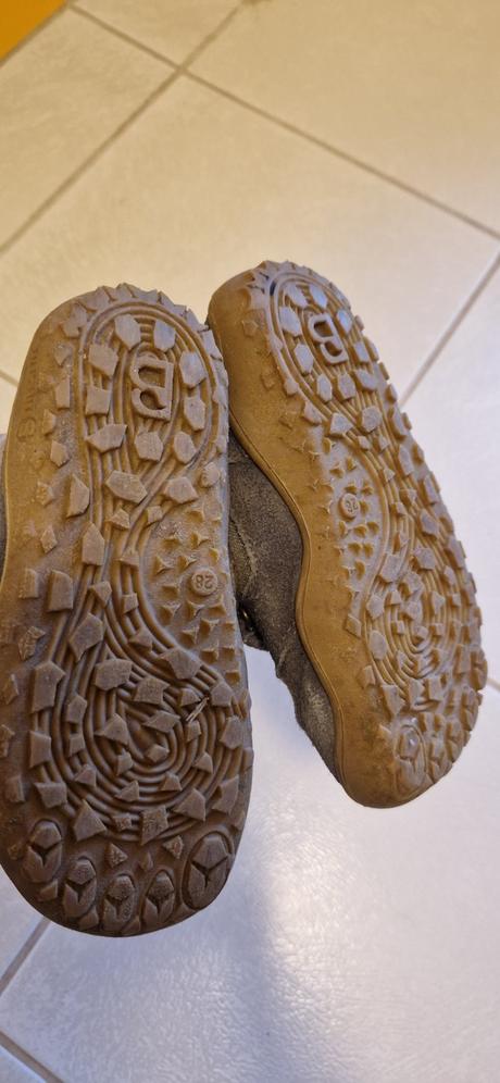 Barefoot b. lifestyle, 28