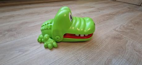 Spoločenská hra krokodíl,
