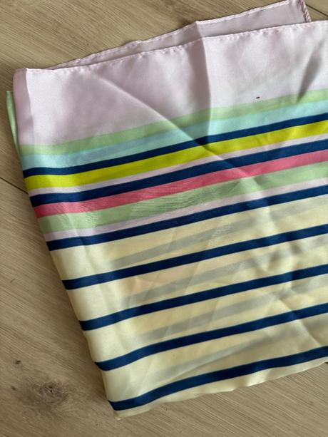 Pasikava šatka, stradivarius