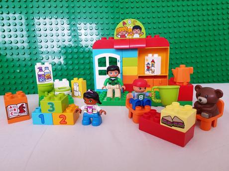 Lego duplo 10833 škôlka, 