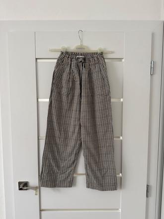 Karovane nohavice, zara,152