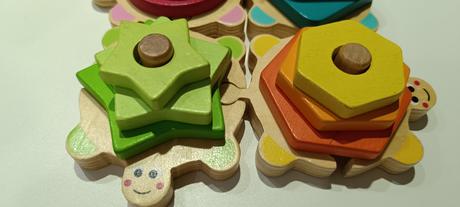 Drevená skladačka a vkladačka korytnačky, 