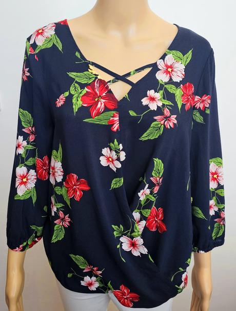 Blúzka s kvetmi, orsay,38