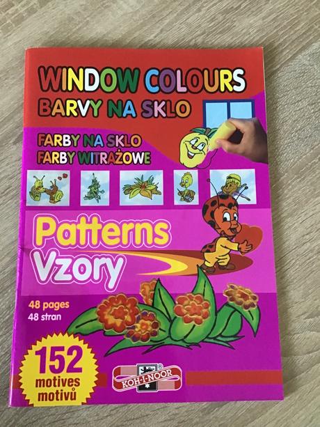 Knižka s motívmi- farby na sklo, 