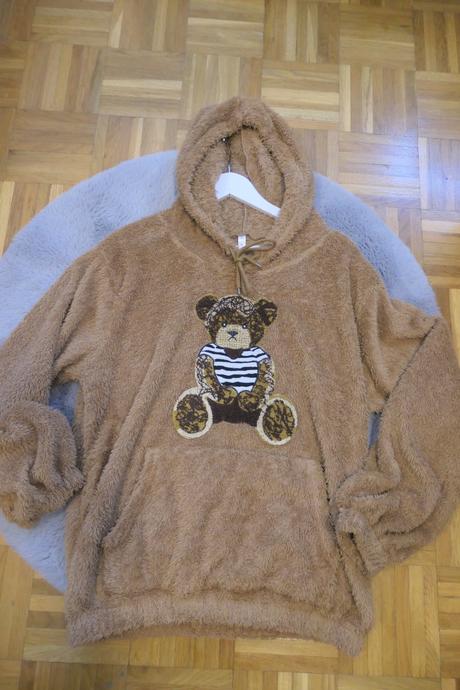 Hunata kvalitna, krasna damska mikina s medvedom, l