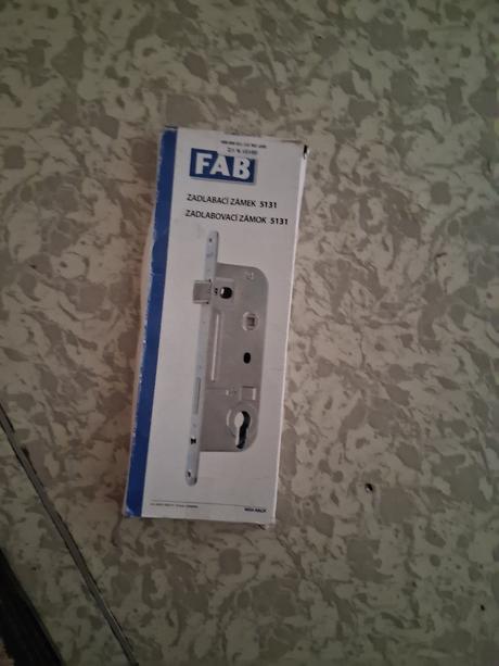 Zadlabávací zámok fab dvere kompletné balenie, 