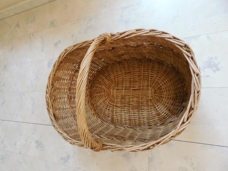 Veľký prútený kôš,