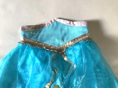 104 nohavice ku kostymu princezna jasmin,4 r., 